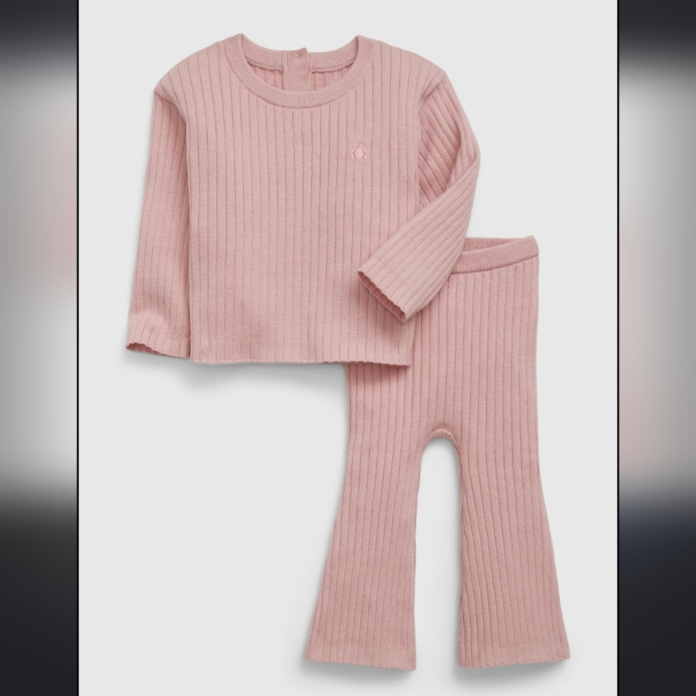 Baby Gap ribbed knit sweater & flare legging set